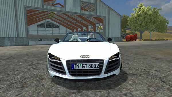 Машина Audi R8